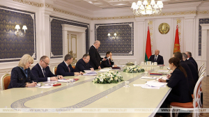 Lukashenko discusses planned changes in Belarusian banking system